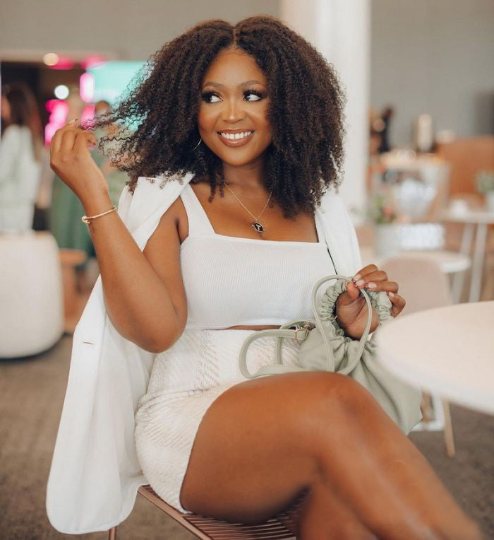 Fluffy Curly Look Glueless Lace Wig Human Hair Ready To Wear